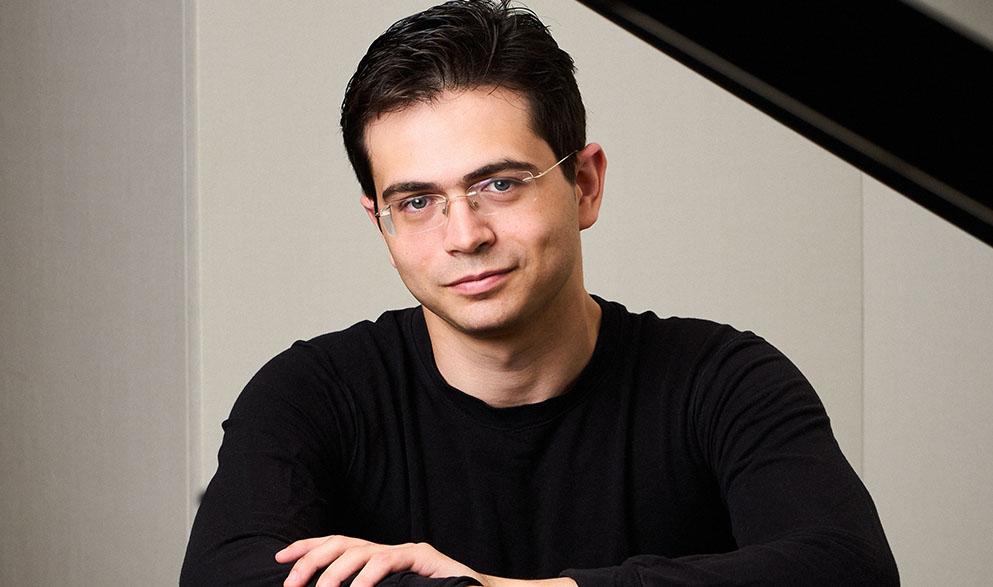 Ariel Lanyi piano